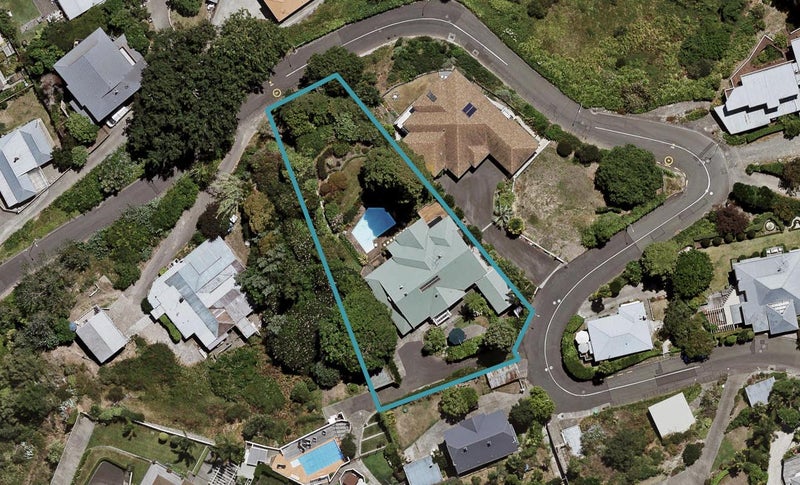 35 Seapoint Road, Bluff Hill, Napier - Carousel 1