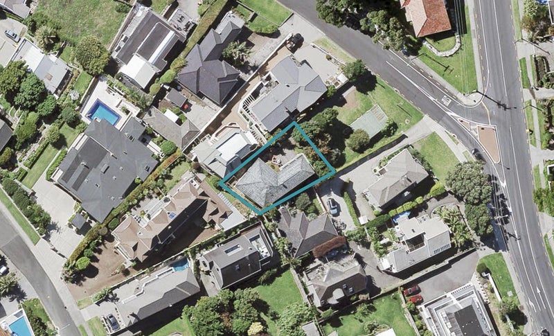 7 Laings Road, Bucklands Beach, Auckland - Carousel 1