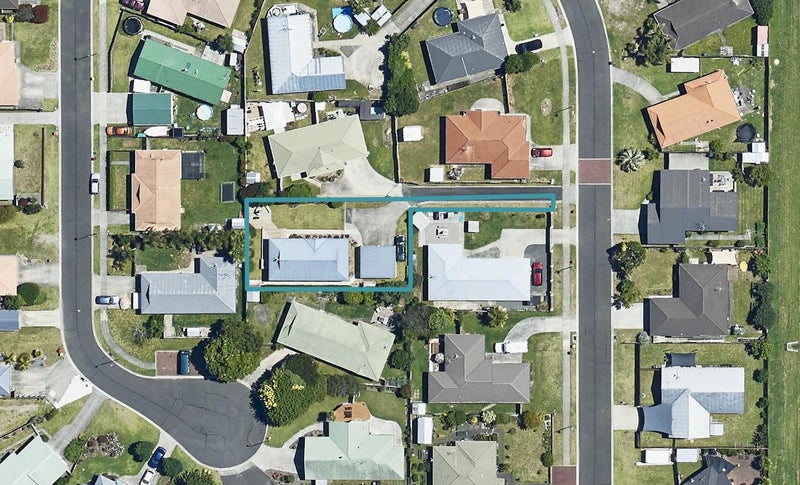 54 Kane Road, Papamoa Beach, Papamoa - Carousel 1