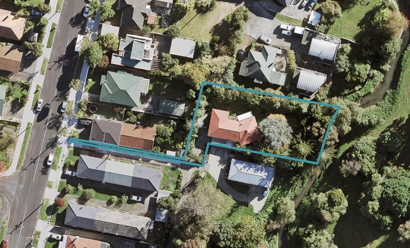 32A Bollard Avenue, New Windsor, Auckland - Carousel 1