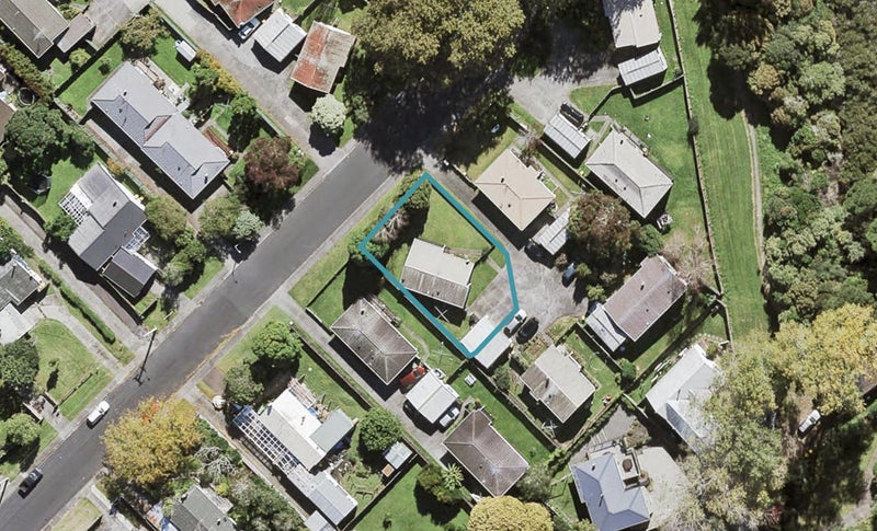 23 Ranch Avenue, Beach Haven, Auckland - Carousel 1