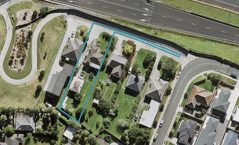 5 Hendry Avenue, Hillsborough, Auckland - Carousel 1