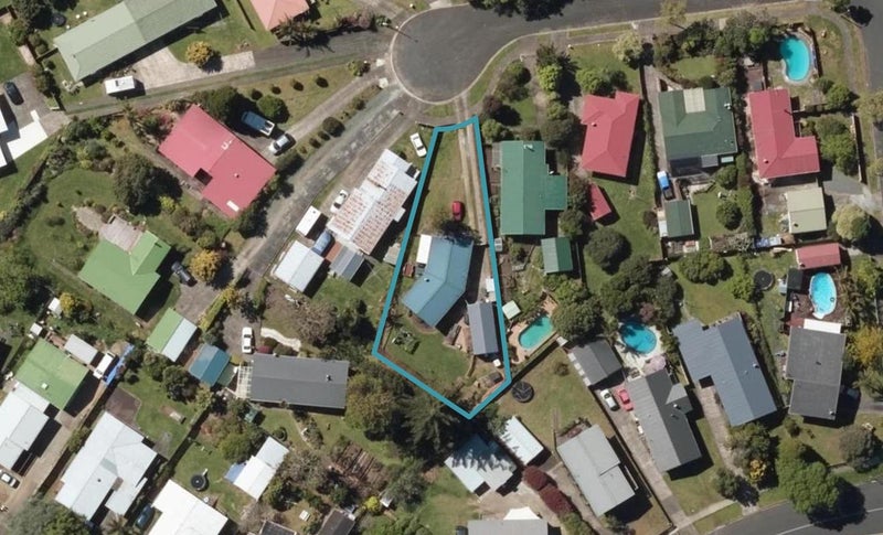 9 Te Anau Place, Tikipunga, Whangarei - Carousel 1