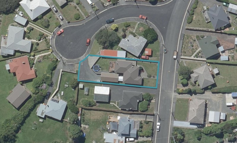8 Lincoln Street, Halfway Bush, Dunedin - Carousel 1