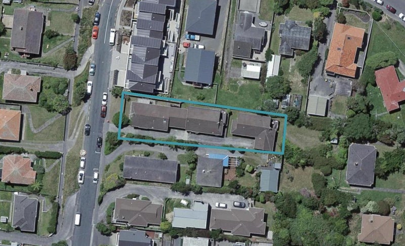 2/23 Bould Street, Johnsonville, Wellington - Carousel 1