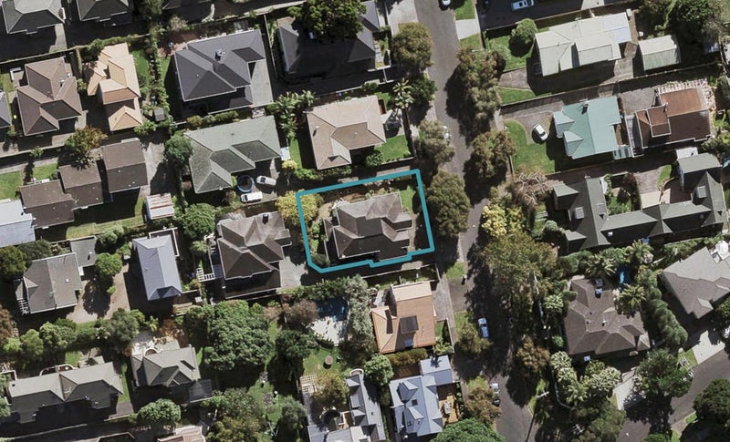 2 Tuperiri Road, Epsom, Auckland - Carousel 1