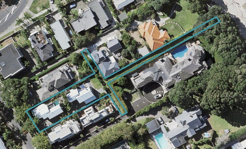 1/6 Gibbons Road, Takapuna, Auckland - Carousel 1