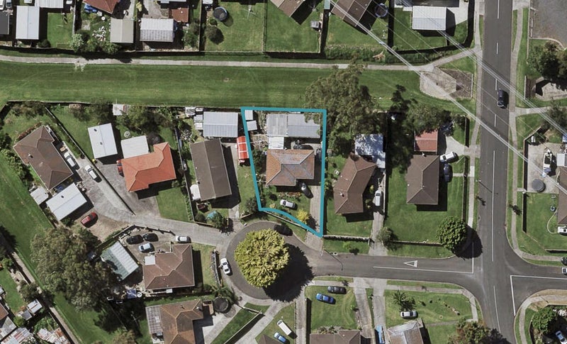 5 Aldo Place, Clover Park, Auckland - Carousel 1