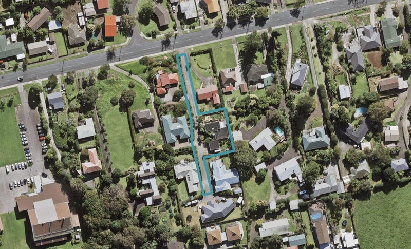6 Fallsbrook Lane, Mangere Bridge, Auckland - Carousel 1