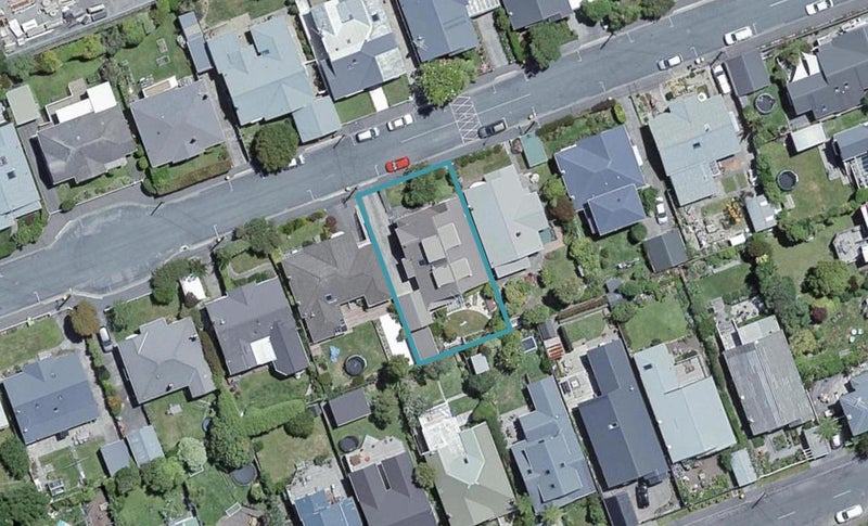 11 Scapa Terrace, Karori, Wellington - Carousel 1