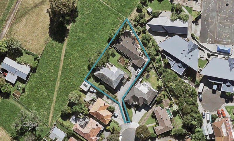 20 Kerr-Taylor Avenue, Mount Albert, Auckland - Carousel 1