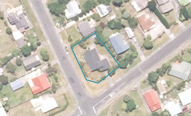 11 Tasman Street, Carters Beach, Westport - Carousel 1