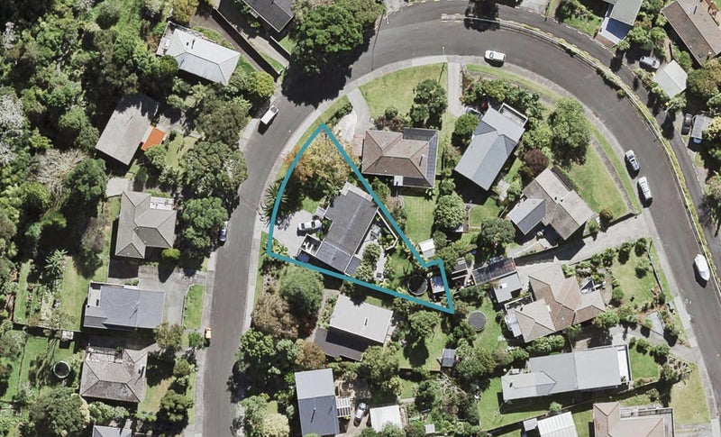 50 Kia Ora Road, Beach Haven, Auckland - Carousel 1