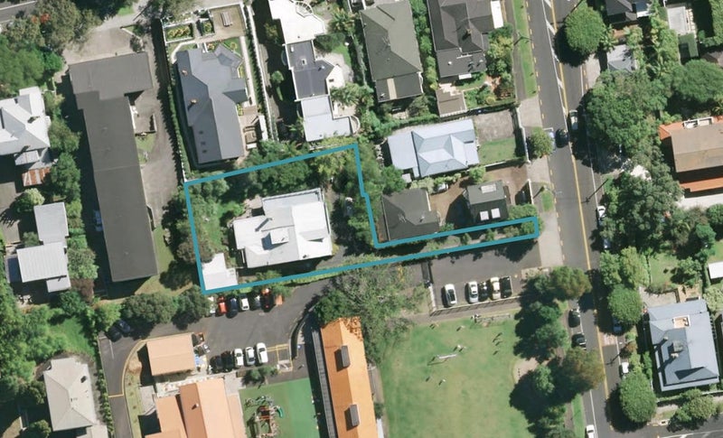 62 Curran Street, Herne Bay, Auckland - Carousel 1