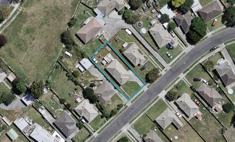 12 Gilray Avenue, Maraenui, Napier - Carousel 1