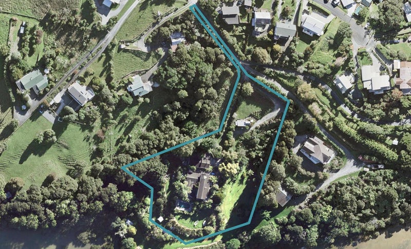 7 Green Road, Matakana, Warkworth - Carousel 1