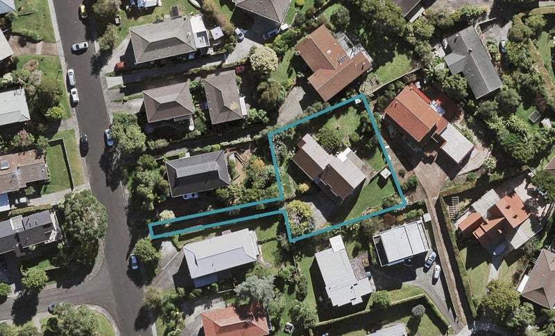 79 Stanaway Street, Hillcrest, Auckland - Carousel 1