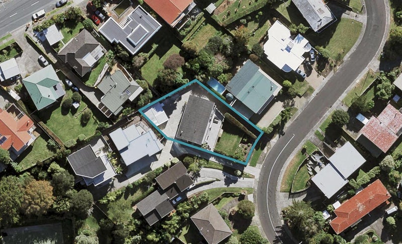 9 Girrahween Drive, Totara Vale, Auckland - Carousel 1
