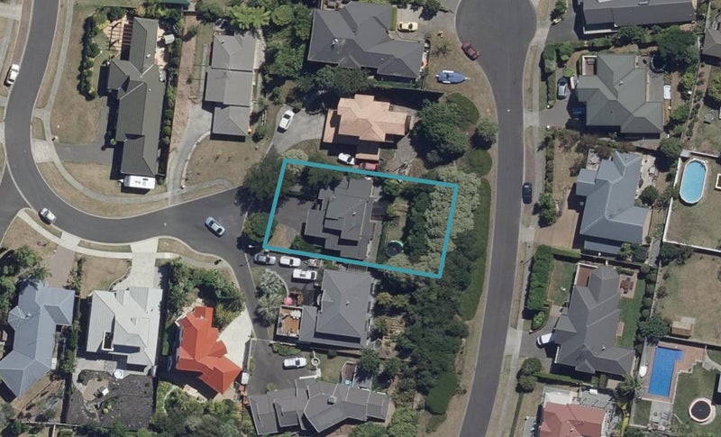35 West Ridge Drive, Western Heights, Hamilton - Carousel 1