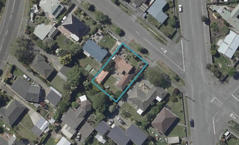 8 Arnold Street, Sumner, Christchurch - Carousel 1