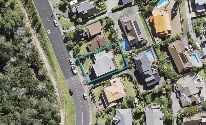 26 Onetaunga Road, Chatswood, Auckland - Carousel 1