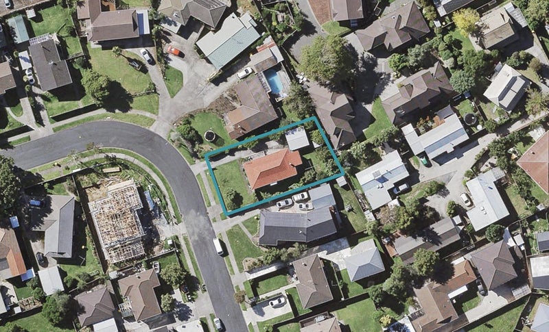 19 Lisa Rise, Half Moon Bay, Auckland - Carousel 1