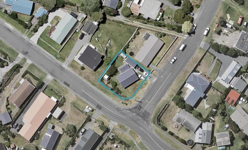 35 Babbacombe Avenue, Otaki Beach, Otaki - Carousel 1