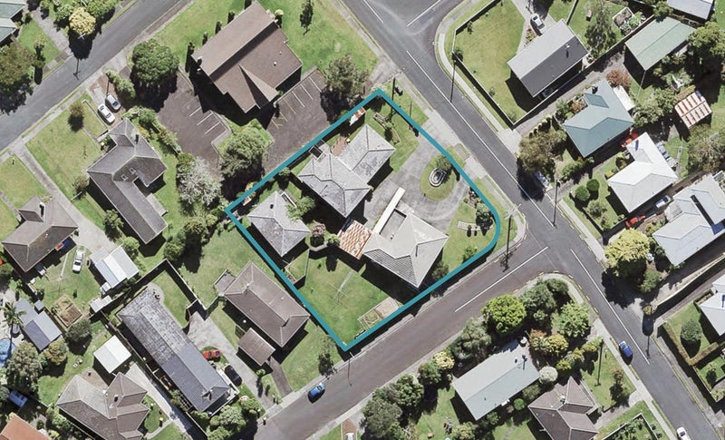 4/75 Willerton Avenue, New Lynn, Auckland - Carousel 1