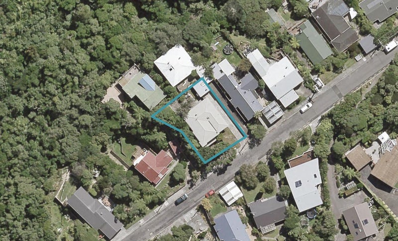 14 Rakeiora Grove, Korokoro, Lower Hutt - Carousel 1