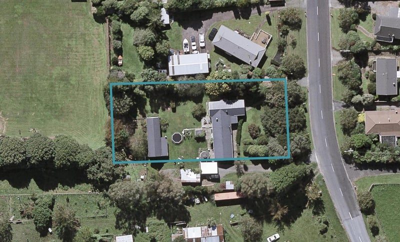 550 Richmond Road, Lepperton, New Plymouth - Carousel 1