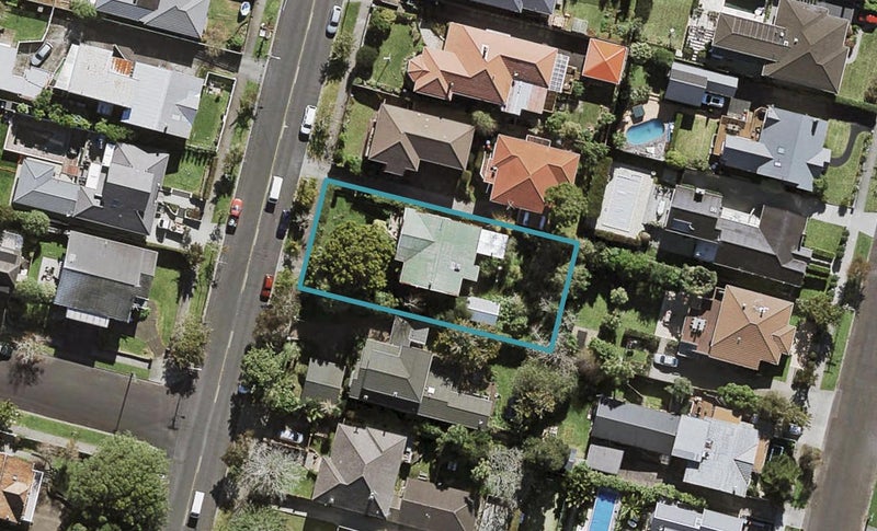 28 Ferryhill Road, Epsom, Auckland - Carousel 1