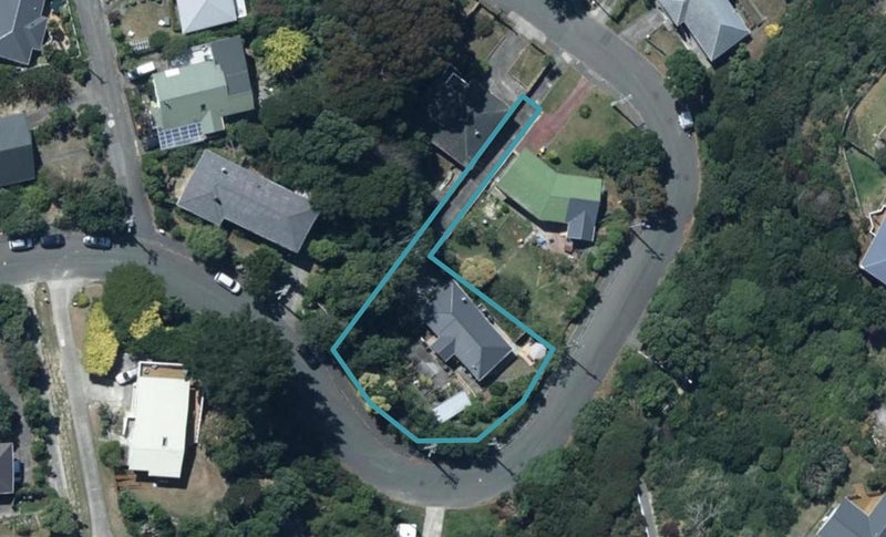 10 Taupo Crescent, Plimmerton, Porirua - Carousel 1