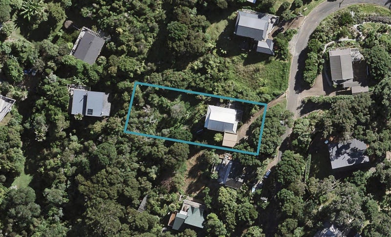33 Tiri View Road, Palm Beach, Waiheke Island - Carousel 1