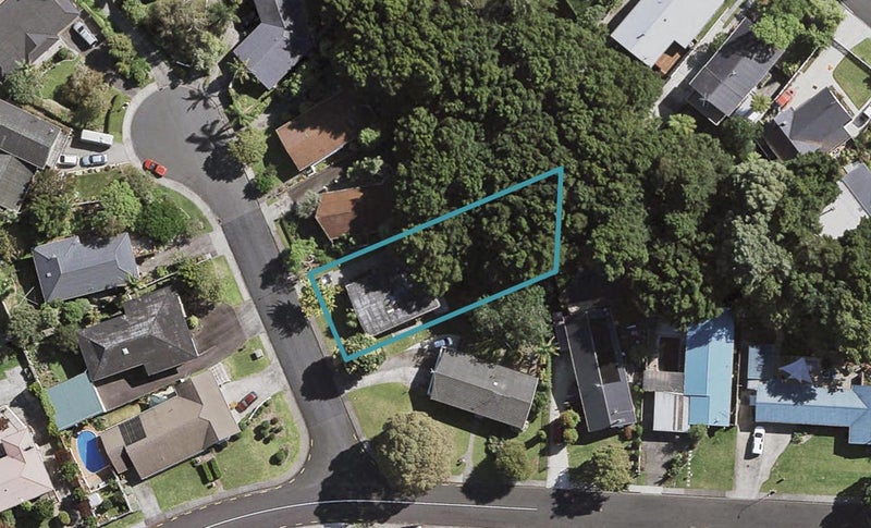 1 Jill Place, Hillpark, Auckland - Carousel 1