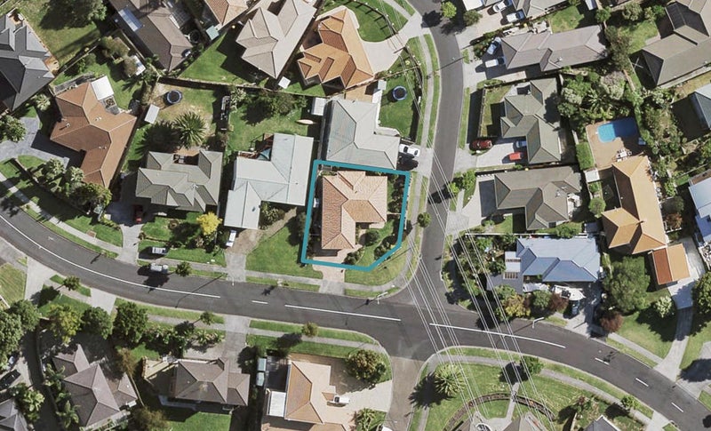 19 Wairere Road, The Gardens, Auckland - Carousel 1