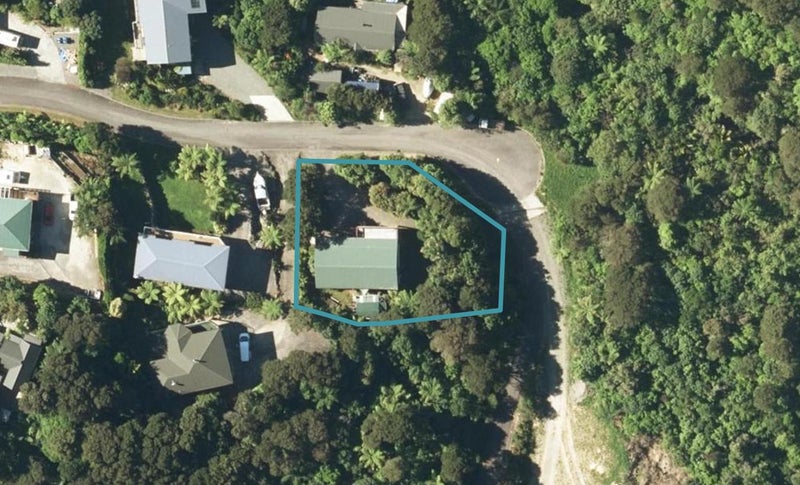 12 Ruataniwha Place, Ōkiwi Bay - Carousel 1