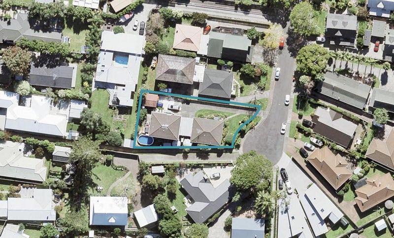 1/19 Motuora Road, Manly, Whangaparāoa - Carousel 1