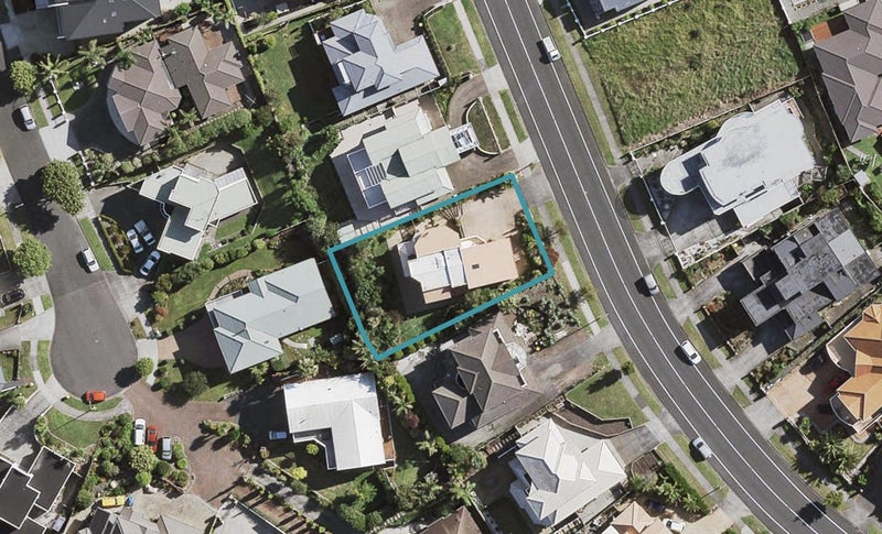 79 Goodwood Drive, Goodwood Heights, Auckland - Carousel 1