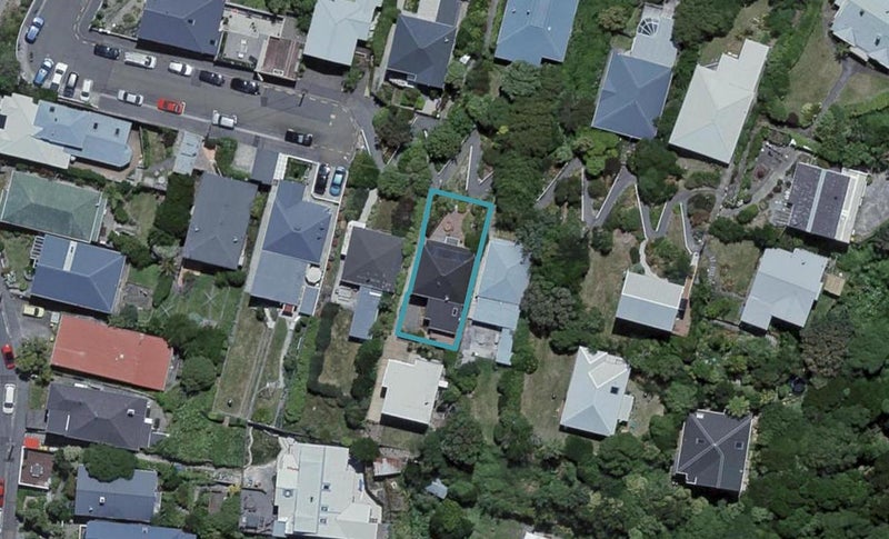 7 Baden Road, Hataitai, Wellington - Carousel 1