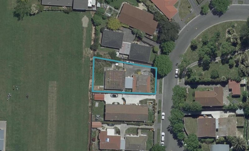 2/16 Heaphy Place, Casebrook, Christchurch - Carousel 1