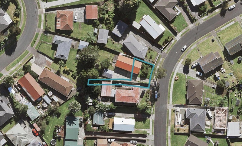 14B Windrush Close, Mangere, Auckland - Carousel 1