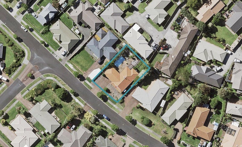 41 Frank Nobilo Drive, Golflands, Auckland - Carousel 1
