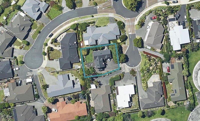 4 Ladera Mews, Bethlehem, Tauranga - Carousel 1