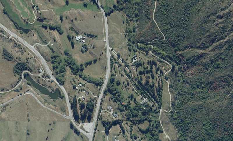 255 Centennial Avenue, Queenstown - Carousel 1