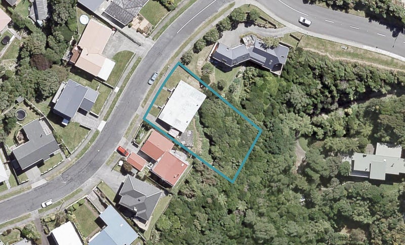 2A Maple Grove, Maungaraki, Lower Hutt - Carousel 1