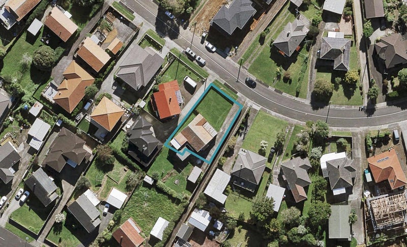 19 Milliken Avenue, Mount Roskill, Auckland - Carousel 1