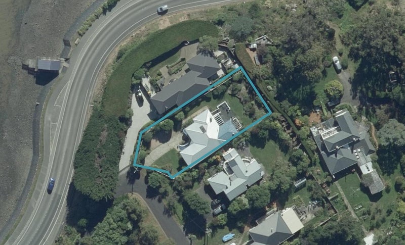 4 Rosehill Road, Macandrew Bay, Dunedin - Carousel 1