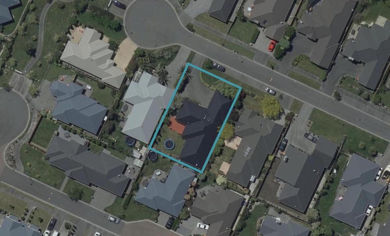 9 Felicitas Grove, Aidanfield, Christchurch - Carousel 1