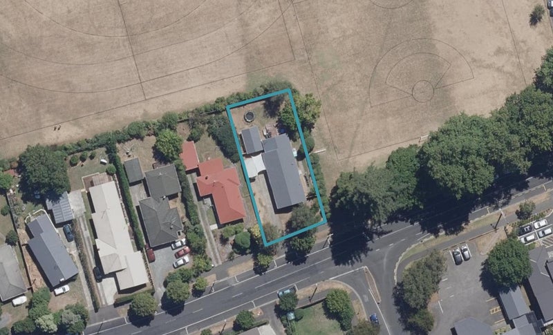 91 Masters Avenue, Silverdale, Hamilton - Carousel 1