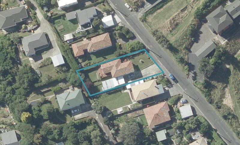 17 Ascog Road, Ravensbourne, Dunedin - Carousel 1